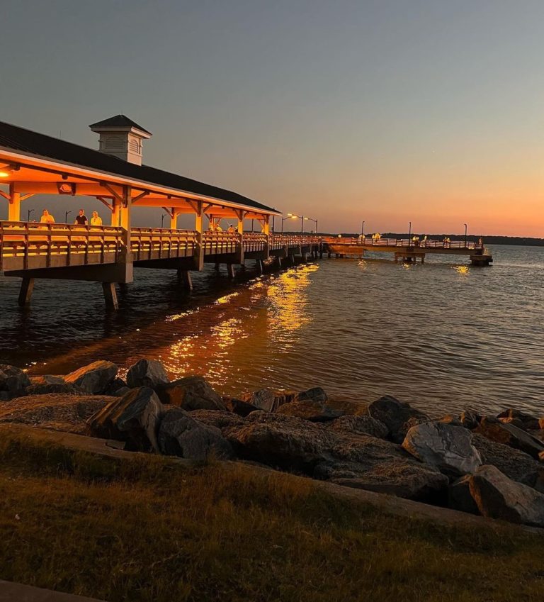 A Visitor S Guide To St Simons Island Downtown Lighthouse Vacations   St. Simons Island Pier Villagee 768x849 